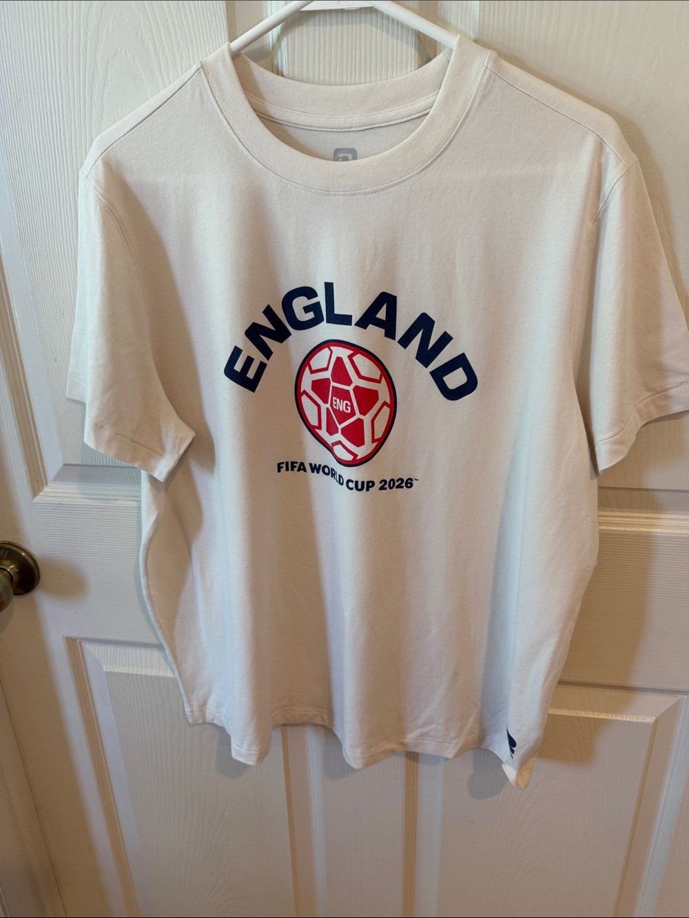 England FIFA World Cup 2026 Graphic Tee - White Sz S.  NWOT. Box43